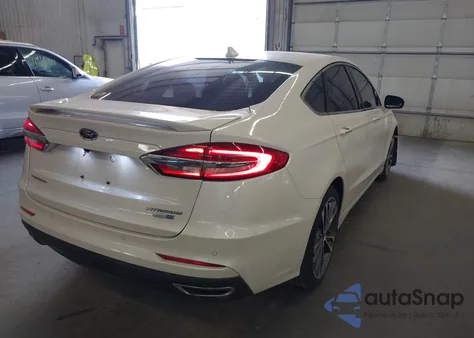 2019 Ford Fusion Titanium из США, поврежденный, VIN 3FA6P0D97KR194940